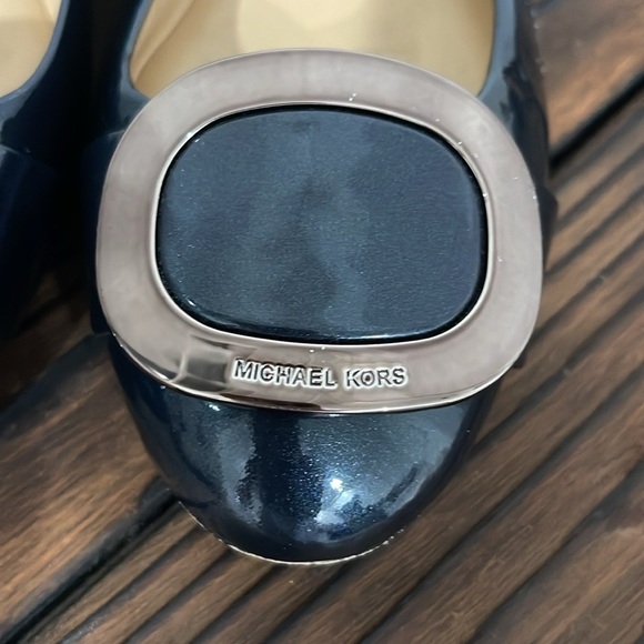 Michael Kors Black and Cream Cap-Toe Flats - Picture 2 of 8